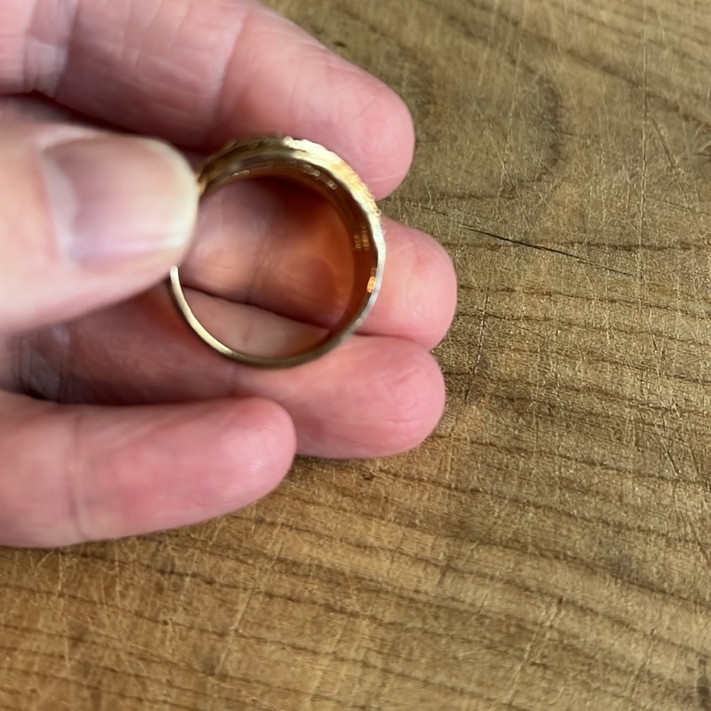 Beautiful Fashion Statement Ring - image 3